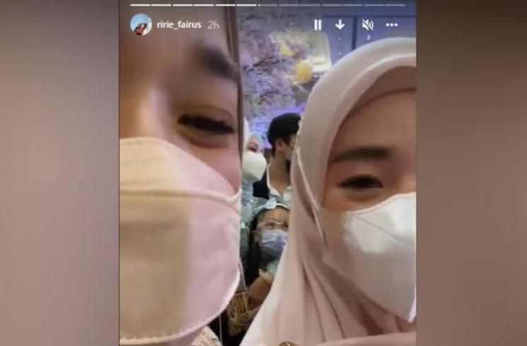 Potret kedekatan Larissa Chou dan Ririe Fairus (Instagram/@ririe_fairus)