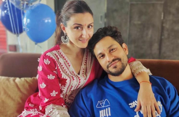 Potret Mesra Soha Ali Khan dan Kunal Kemmu (Instagram/@sakpataudi)