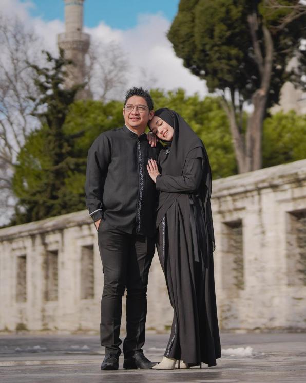 Pasha Ungu dan Adelia Pasha. (Instagram/pashaungu_real01)