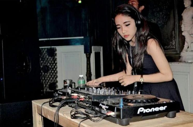DJ Indah Cleo. (Instagram/dj.indahcleo)