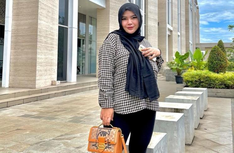 Potret Terbaru Rosa Meldianti (instagram/@rosameldianti29)