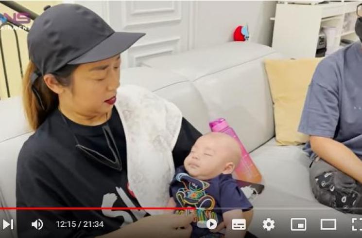 Momen Soimah Momong Rayyanza dan Baby L. (YouTube/RANS Entertainment)
