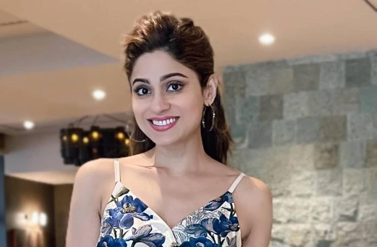 Pesona Shamita Shetty (Instagram/@shamitashetty_official)