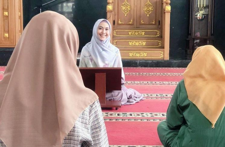 Potret Oki Setiana Dewi Dakwah (instagram/@okisetianadewi)