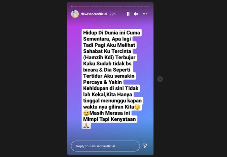 Dewi Sanca kehilangan Hamzih H2H yang baru saja meninggal dunia. [Instagram/dewisancaofficial]