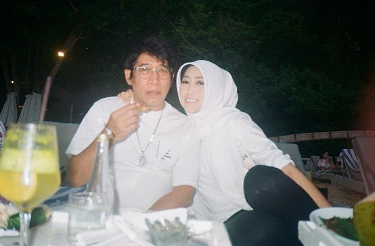 Potret harmonis keluarga Parto Patrio. (Instagram/@partopatrio)