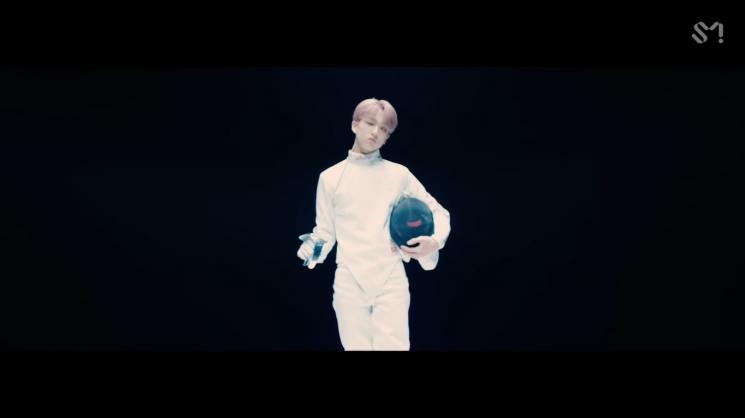 Potret transformasi Jisung NCT (YouTube/SMTOWN)
