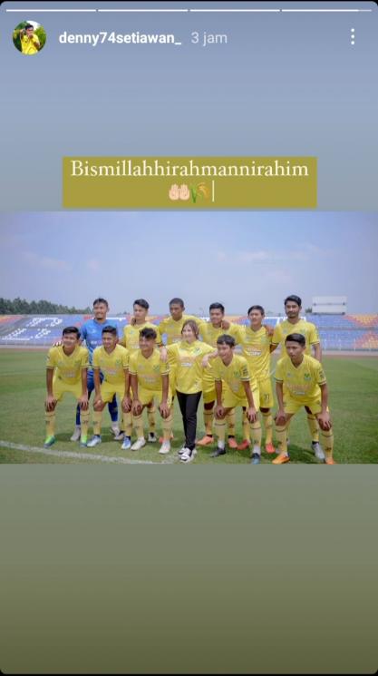 Potret Prilly Latuconsina Bareng Klub Bola Miliknya. (Instagram/denny74setiawan_)