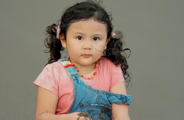 Potret Anak Artis Keturunan Batak. (Instagram/@mrssharena)