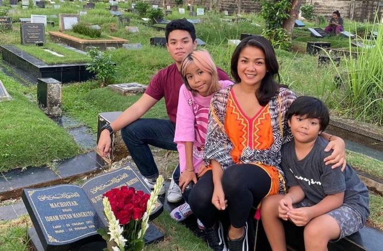 Potret Zivara Ruciragati Syarif Anak Nirina Zubir (Instagram/@nirinazubir_)