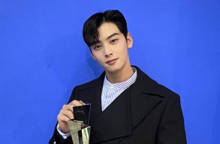  Profil Cha Eun Woo ASTRO (instagram/@eunwo.o_c)