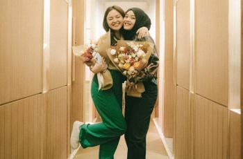 Putri Delina dan Mahalini Foto Bareng, Wajahnya Disebut Mirip