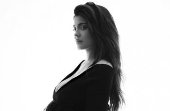 10 Potret Kylie Jenner Hamil Anak Kedua, Lahir di Tanggal Cantik