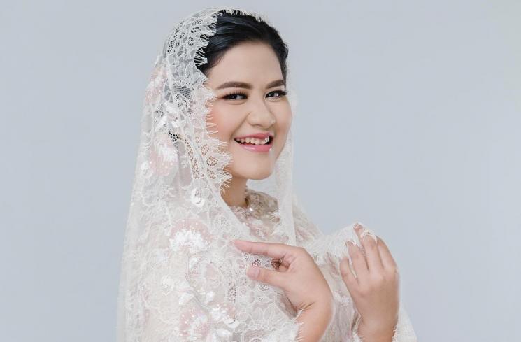Potret Kahiyang Ayu Pemotretan. (Instagram/@ayanggkahiyang)