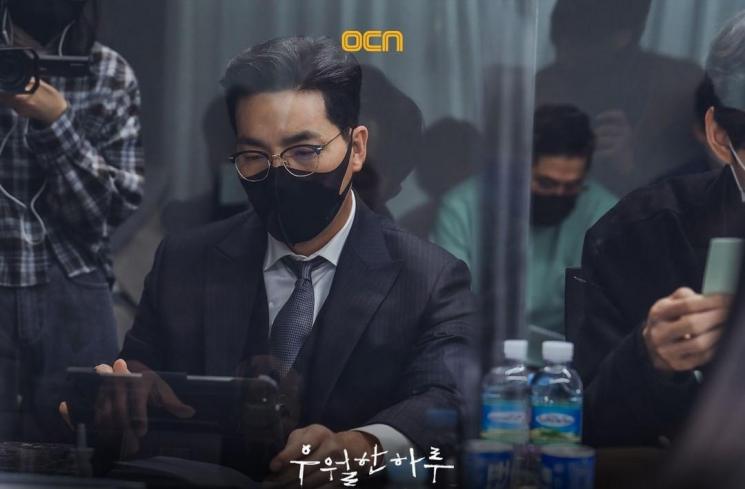 Fakta A Superior Day (Instagram/@ocn_official_)