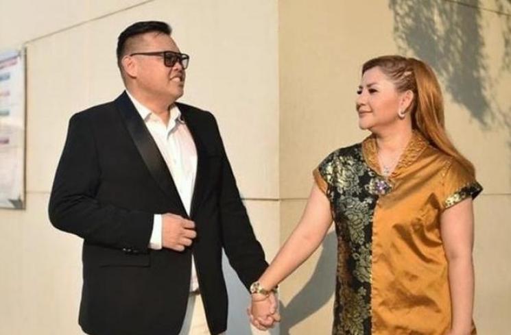 Artis Menikah dengan Pendeta. (Instagram/resbuk)