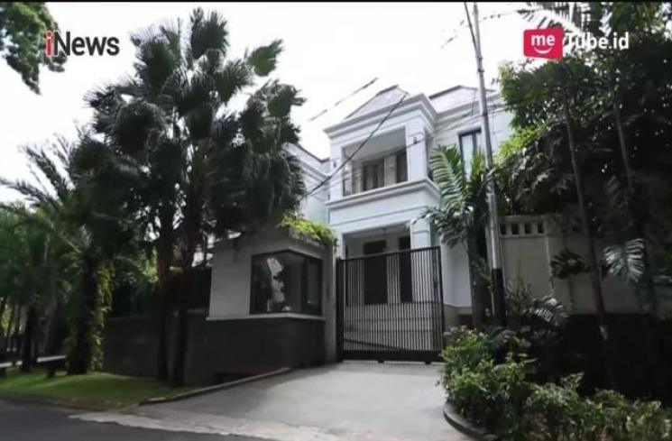 Adu Mewah Rumah Sosialita. (YouTube/MNC News)