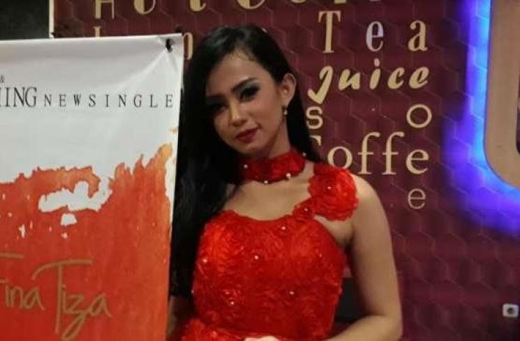 Fina Tiza mantan istri Mike D'Bagindas. (Suara.com)