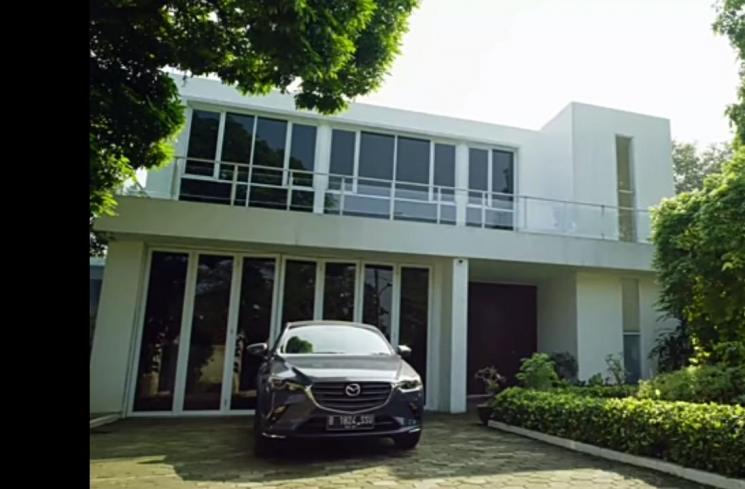 Potret Rumah Reza Rahardian di Layangan Putus.(YouTube/WeTV Indonesia)