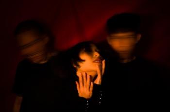 Sambut Valentine, Soundwave dan Teza Sumendra Berkolaborasi dalam Single "F"