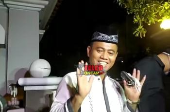 Bagi-bagikan Bingkisan pada Awak Media, H Faisal Tuai Pujian: Dia Menghargai