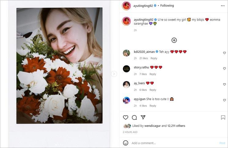 Ayu Ting Ting dapat buket bunga cantik di hari Valentine. (Instagram/@ayutingting92)