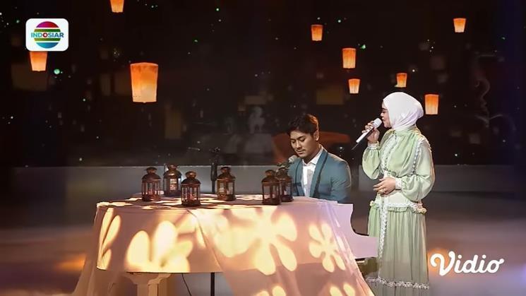 Penampilan elegan Lesti Kejora di acara Kiss Awards 2022. (YouTube/Indosiar)