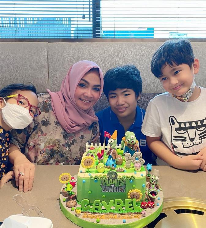 Potret Gavrel Adik Nagita Slavina (Instagram/@rieta_amilia)