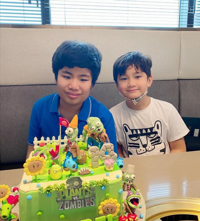 Potret Gavrel Adik Nagita Slavina (Instagram/@rieta_amilia)