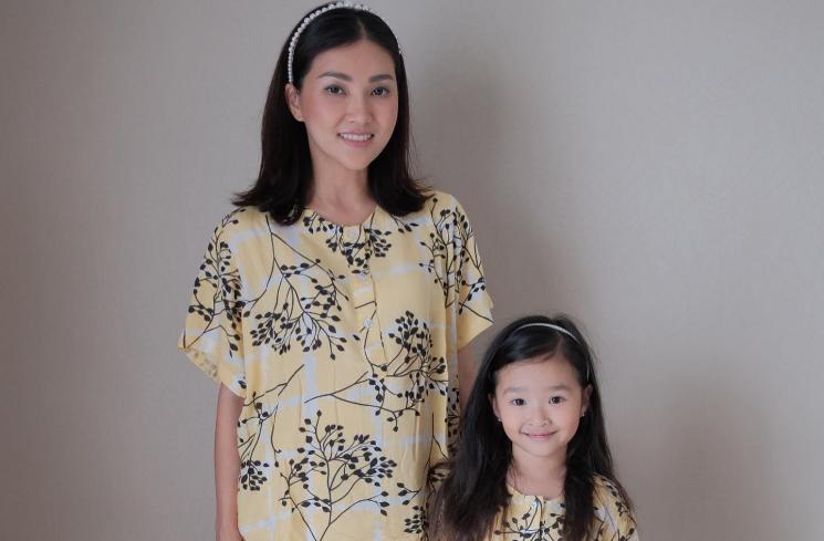 Adu Gaya Arsy Hermansyah dan Thalia Putri Onsu (instagram/@queenarsy/@thaliaputrionsu)