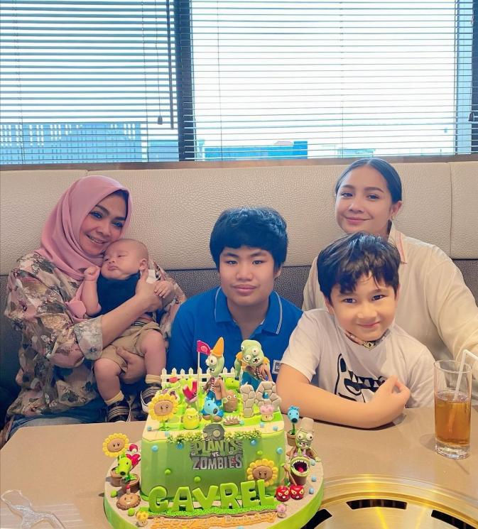 Potret Gavrel Adik Nagita Slavina (Instagram/@rieta_amilia)