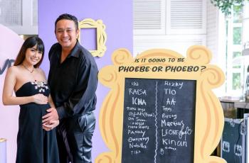 10 Potret Gender Reveal Anak Gilang Dirga dan Adiezty Fersa, Bakal Dikaruniai Anak Laki-laki