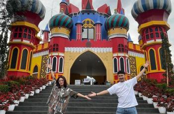 10 Potret Tempat Wisata Taman Bunga Dewi Perssik, Banyak Spot Instagramable
