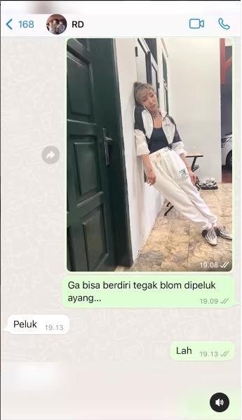 Percakapan Ayu Dewi dan Regi Datau. (Instagram/mrsayudewi)