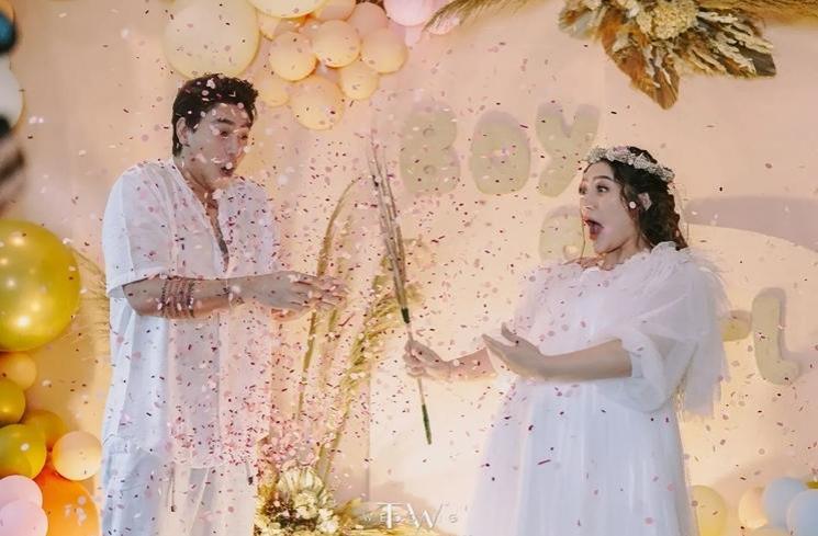 Potret Gender Reveal Siti Badriah (instagram/@sitibadriahh)