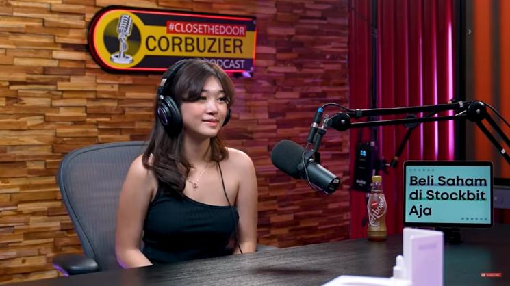 Livy Renata dan Deddy Corbuzier. (YouTube/Deddy Corbuzier)