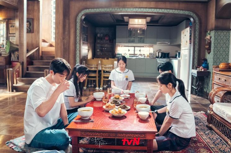 Pesona Choi Hyun Wook di Twenty-Five Twenty-One. (Instagram/@tvn_drama)