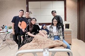 Ashanty Pamer Momen Jelang Persalinan Aurel Hermansyah, Baju Dokternya Curi Atensi