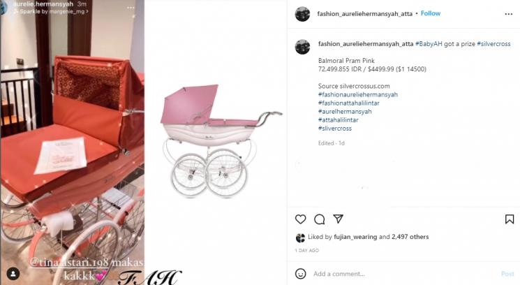 Anak Aurel Hermansyah dan Atta Halilintar dapat stroller mewah. (Instagram/fashion_aureliehermansyah_atta)