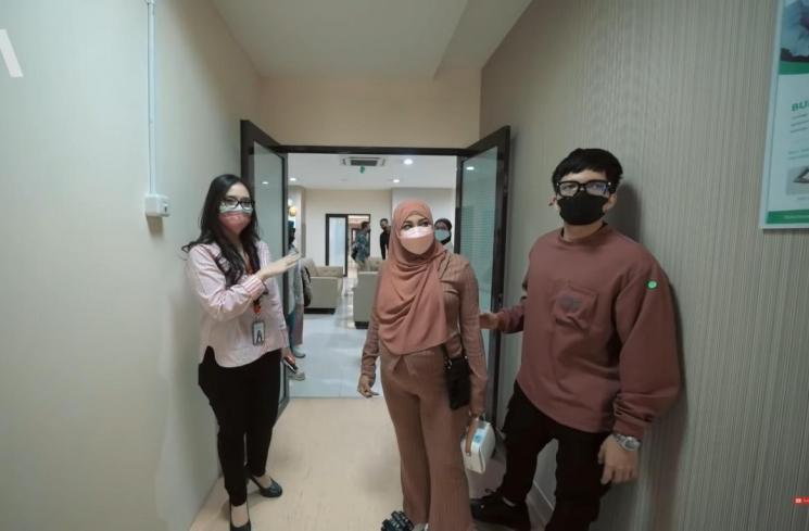 Potret Kamar Persalinan Aurel Hermansyah (YouTube/AH)