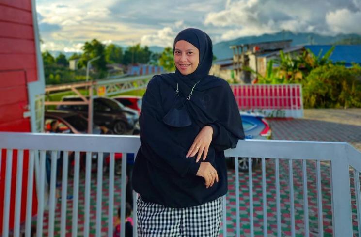 Potret Terbaru Istri Zul Zivilia (instagram/@retnoparadinah_mua)