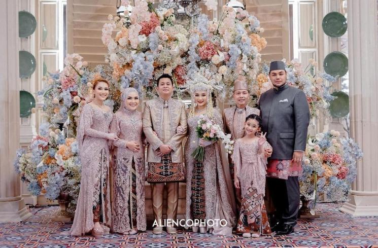 Momen Ivan Gunawan bareng Bilqis Anak Ayu Ting Ting (Instagram/@ayutingting92)