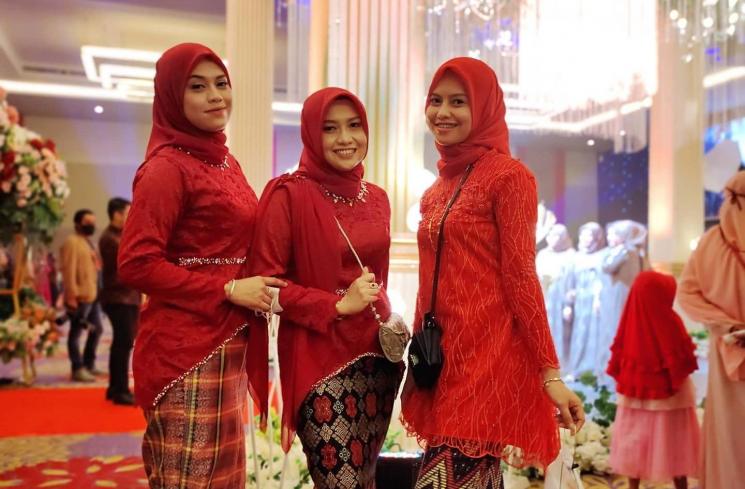 Potret Terbaru Istri Zul Zivilia (instagram/@retnoparadinah_mua)