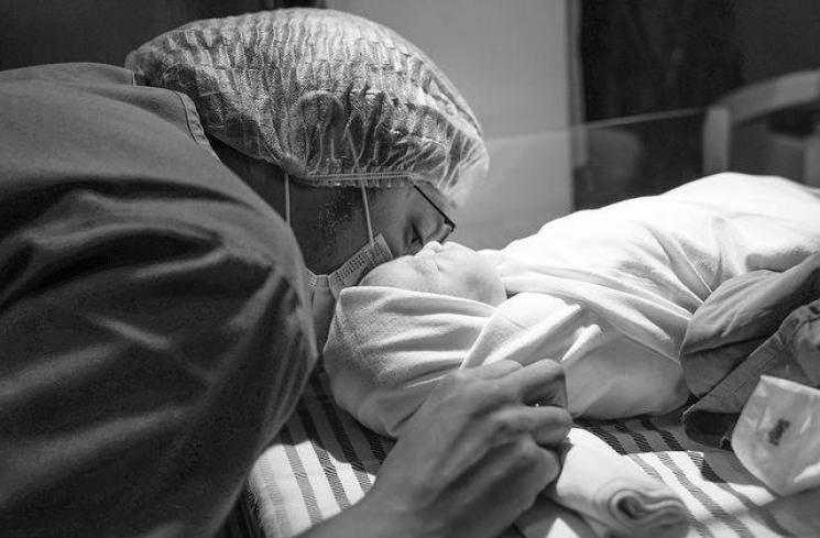Potret Anak Nadine Chandrawinata dan Dimas Anggara (Instagram/dimsanggara)