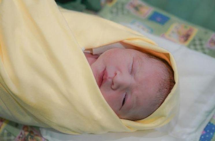 Potret Anak Nadine Chandrawinata dan Dimas Anggara (Instagram/dimsanggara)