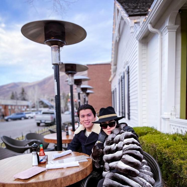 Syahrini dan Reino Barack. (Instagram/@princessyahrini)