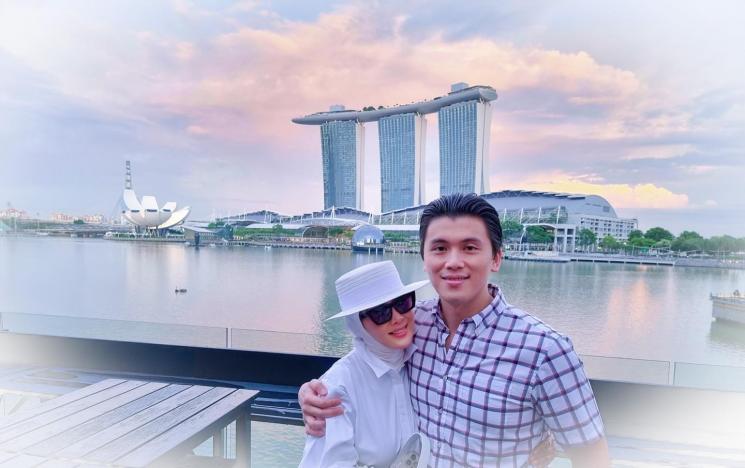 Syahrini dan Reino Barack. (Instagram/@princessyahrini)