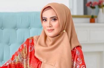 Dituduh Tertawakan Kasus Dugaan KDRT Ferry Irawan, Elma Theana Gercep Klarifikasi