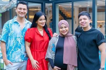 Lihat dari Dekat, Titi Kamal Terpesona Kecantikan Baby Ameena: Masya Allah!