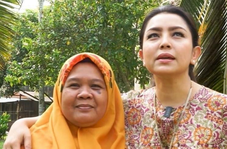 Potret Kedekatan Artis dan ART. (Instagram/@mayangsari_official)